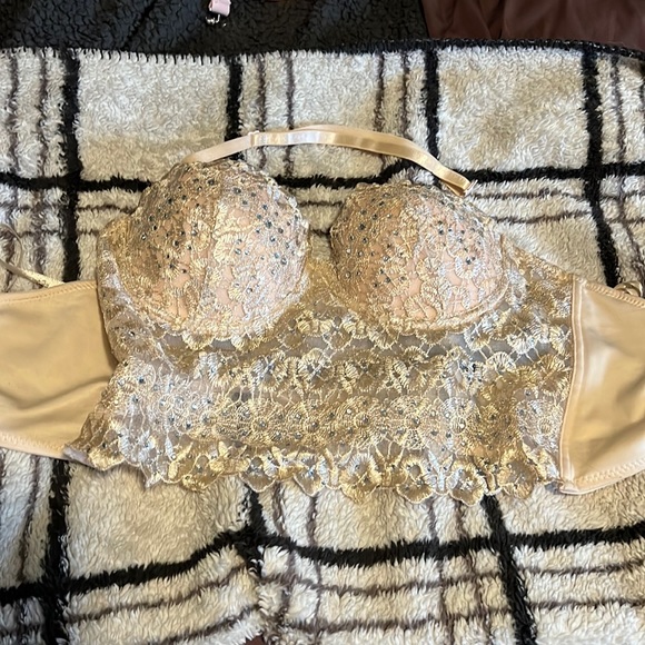 Stunning sparkly corset styled halter top (adjustable) M - Picture 1 of 4